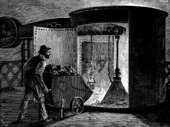 Beschickung eines Hochofens in den Govan Iron Works, Schottland, ca. 1885