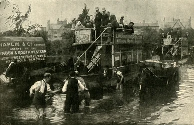 Clarendon Road, Southsea, nach einem Gewitter, 1901