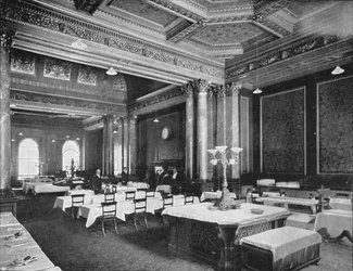 Kaffeeraum des Carlton Clubs, London, um 1900-1901