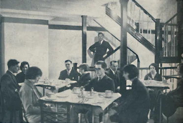 Komfort für Passagiere und die Kabine einer wunderbaren zentralen Steuerung, ca. 1935