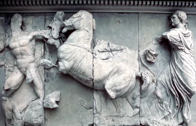 Detail vom Großen Fries des Pergamonaltars, 180-159 v. Chr.