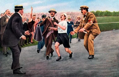 Dorando Pietri beendet den ersten modernen olympischen Marathon, London, 1908