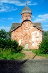 Außenansicht einer Kirche, Nowgorod, Russland