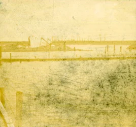 Fußgängerbrücken in Ramskapelle, Belgien, ca. 1914-1918