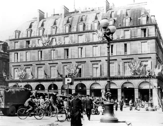 Französische Truppen von General Leclerc im Zentrum von Paris, August 1944