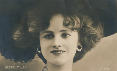 Gertie Millar, 1879-1952, um 1930