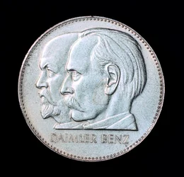 Gottlieb Daimler und Karl Benz, deutsche Pioniere der Automobilindustrie, 1961