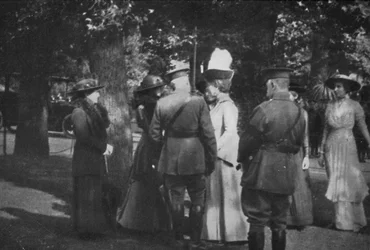 Königin Mary nach der Investitur am 25. August 1915, 1939