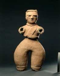 Haniwa-Figur einer Frau, ca. 500er Jahre