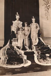 König Georg VI. und Königin Elisabeth an ihrem Krönungstag, 1937.
