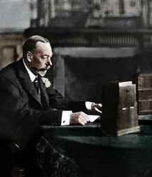 König Georg V. sendet eine Weihnachtsansprache an das Empire, Sandringham, 1935