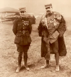 Leutnant Georges Guynemer und Hauptmann Felix Brocard, französische Jagdflieger, 5. Februar 1916