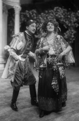Lily Elsie und Joseph Coyne in Die lustige Witwe, ca. 1907