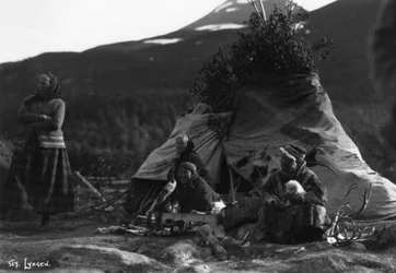 Einheimische Frauen, Lyngen, Nordnorwegen, 1920er-1930er Jahre