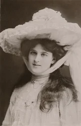 Miss Zena Dare, 1887-1975, ca. 1930