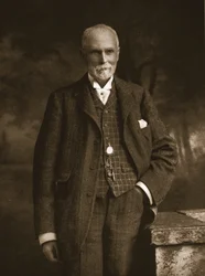 Herr W. H. Smith, 1911