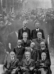 Nationale Regierung aus Mitgliedern der drei wichtigsten politischen Parteien, 1931-1937