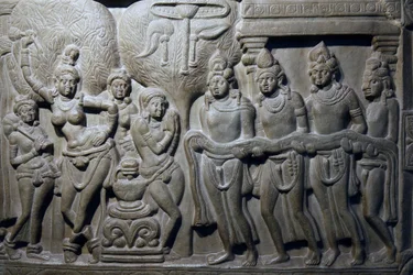 Nationalmuseum von Indien, Delhi. Szenen aus dem Leben Buddhas. Ikshvaku, 3. Jahrhundert n. Chr. Nagarjunakonda, Andhra Pradesh. Gräulicher Kalkstein. Detail. Indien.