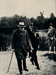 Im Urlaub mit seinem Sohn in Italien, 1920er Jahre