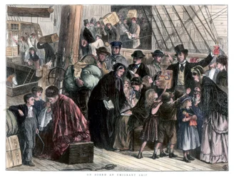 An Bord des Auswandererschiffs