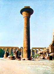 Eine der Säulen von König Taharqa, Karnak, Ägypten, 20. Jahrhundert