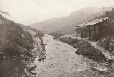 Pirahy Diversion: Blick flussabwärts vom Ausgang des Tunnels