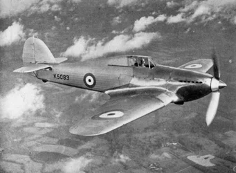 Prototyp der Hawker Hurricane im Testflug von Flight Lieutenant PWS Bulman, ca. 1935-1941