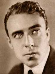 Raoul Walsh, amerikanischer Filmregisseur, 1933
