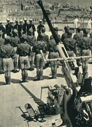 Royal Marines bei der Parade zur Feier der erfolgreichen Verteidigung Maltas, Zweiter Weltkrieg, 1943-1944