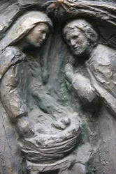 Saint-Pierre de Montmartre Kirche: Notre-Dame-Tor Skulptur: Geburt Christi, Paris, Frankreich