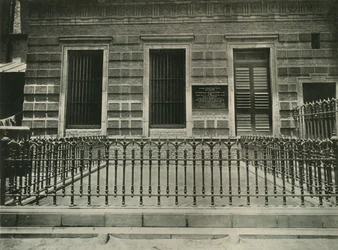 Ort des Schwarzen Lochs, 1925