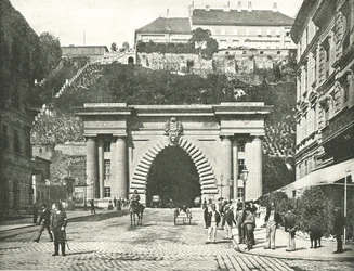 Der Buda-Burg-Tunnel, Budapest, Österreich-Ungarn, 1895