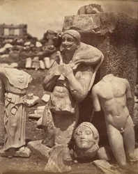 Der Kälberträger und der Kritios-Knabe kurz nach der Ausgrabung auf der Akropolis, Tanz..., ca. 1865