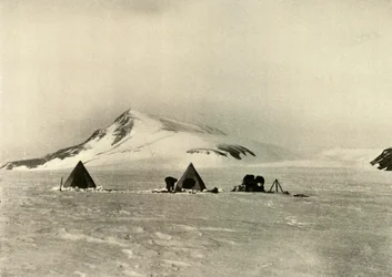 Das Lager unter dem Wolkenmacher