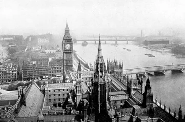 Die Houses of Parliament, gesehen vom Victoria Tower, Westminster, London, ca. 1905