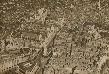 Das Versteck des Gesetzes, wie es nur wenige Londoner je sehen: Der Tempel und die Gerichte, um 1935