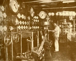 Die Hauptmaschinensteuerungsplattform der Aquitania, ca. 1930