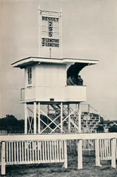 Die neue Richterloge, Kempton Park, ca. 1940