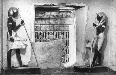 Der erste Blick auf das Grab von Tutanchamun, Ägypten, 1933-1934