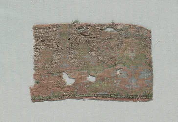 Drei Fragmente italienischer gotischer Seide, 1350-1399