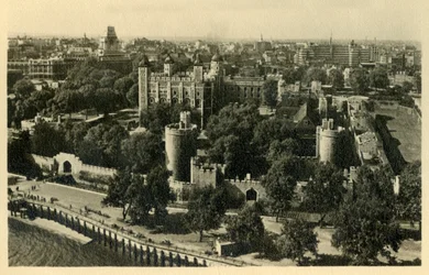 Tower of London. Gesamtansicht von Süden, um 1920