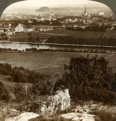 Trondhjem, seine Häuser, Lagerhäuser und Kathedrale, zwischen Fluss Nid und Fjord, Norwegen, 1905