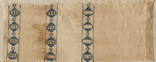 Zwei Fragmente eines Schals oder Kopfschmucks, 1300er