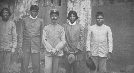 Tymbiras-Indianer des Staates Maranhão. Lt. Pedro Dantas und seine Dolmetscher, 1914