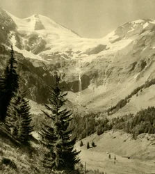 Wasserfall bei Käfertal in Ferleiten, Österreich, ca. 1935