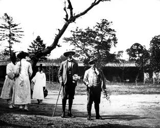 Westliche Besucher in Korea, 1900