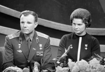 Juri Gagarin und Valentina Tereschkowa, russische Kosmonauten, 1963