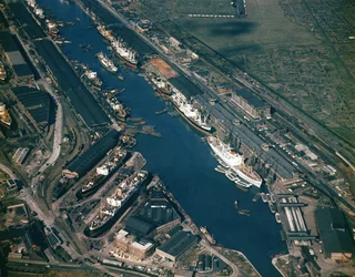 Luftaufnahme der Royal Albert Docks, eröffnet 1880