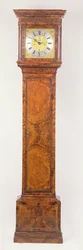 Georgische Standuhr mit Walnussfurniergehäuse, 18. Jahrhundert