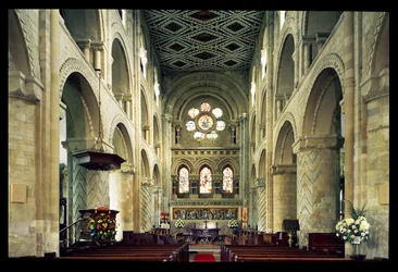 Blick auf das Kirchenschiff der Abteikirche, Waltham Abbey, Essex